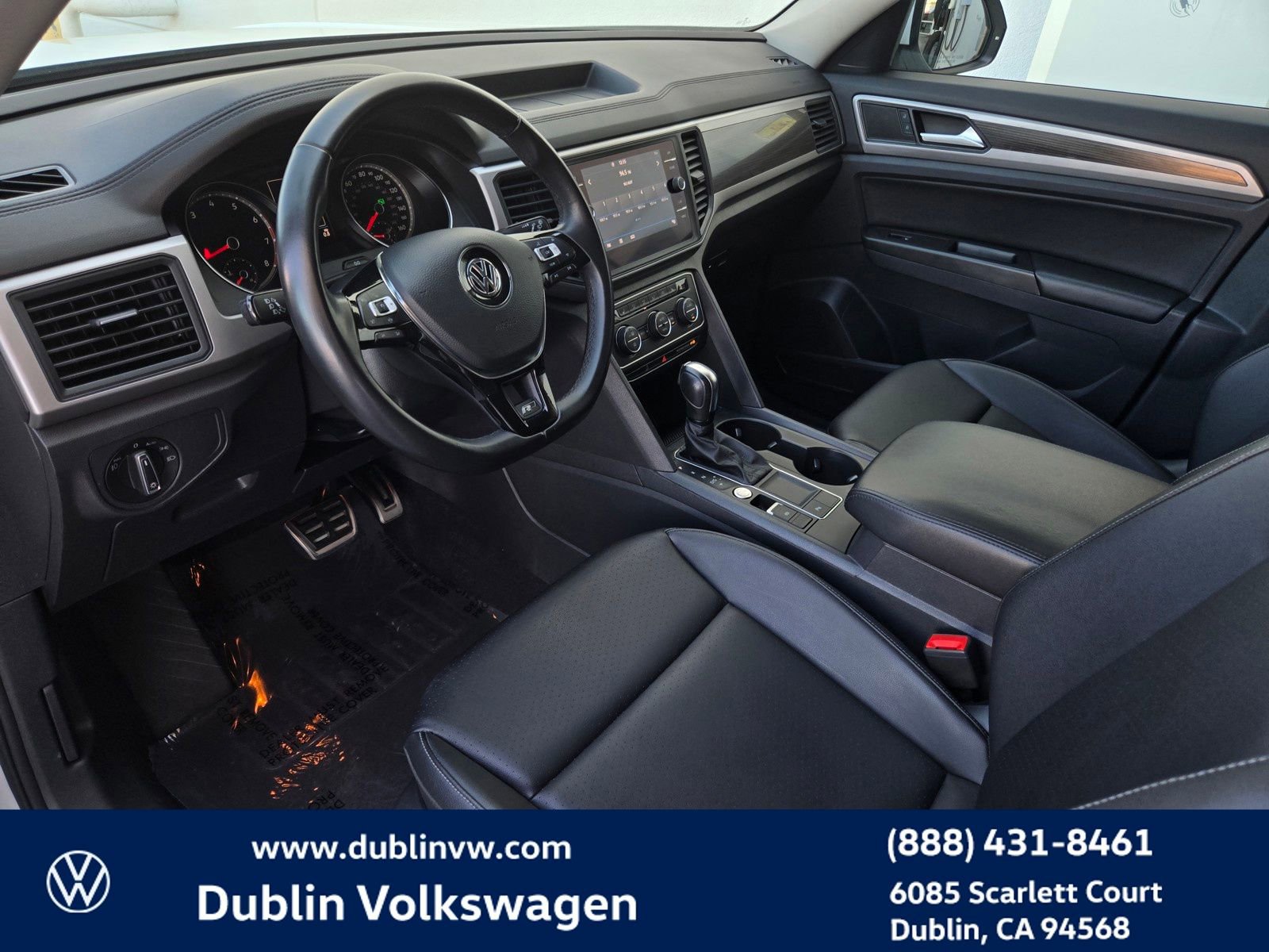 Certified 2020 Volkswagen Atlas SE w/ Panoramic Sunroof Package FWD image 9
