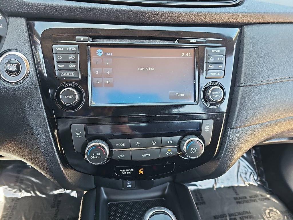 Used 2017 Nissan Rogue SV w/ SV Premium Package FWD image 20