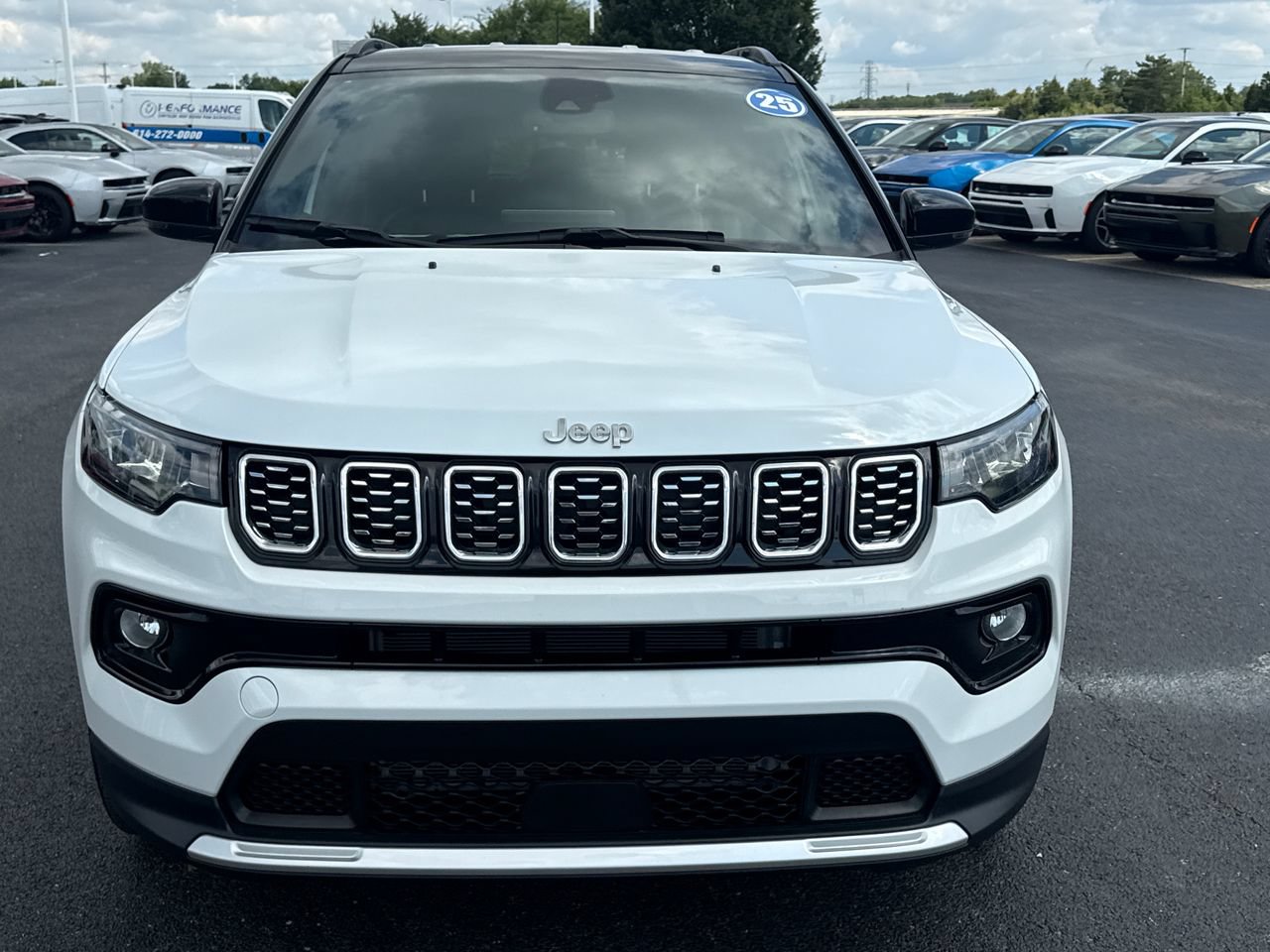 Certified 2025 Jeep Compass Limited AWD/4WD image 9