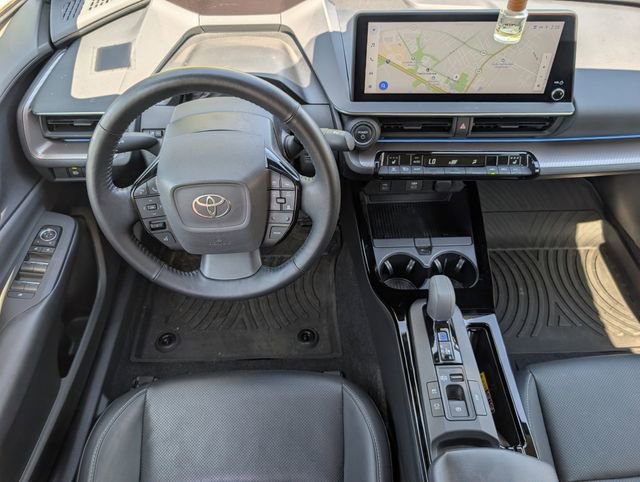 Used 2023 Toyota Prius XLE image 6