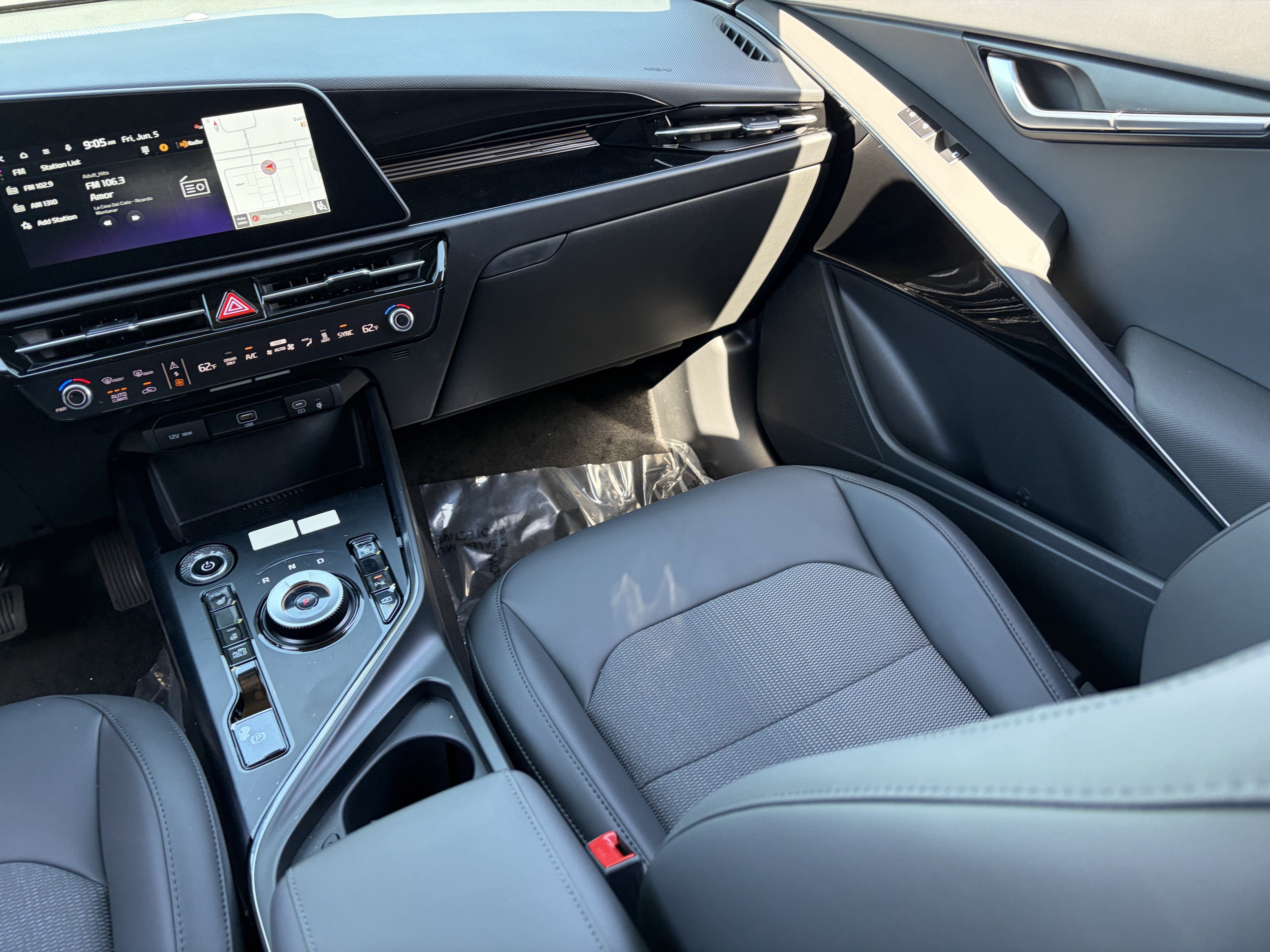 New 2026 Kia Niro Wind w/ Wind Preserve Package FWD image 14