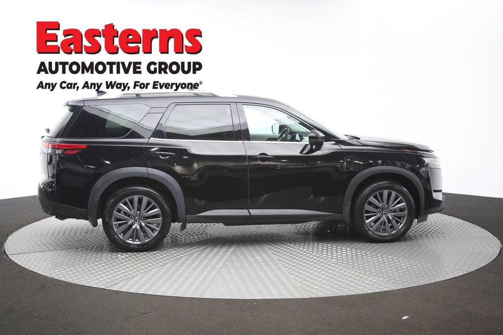 Used 2023 Nissan Pathfinder SL w/ SL Premium Package AWD/4WD image 47