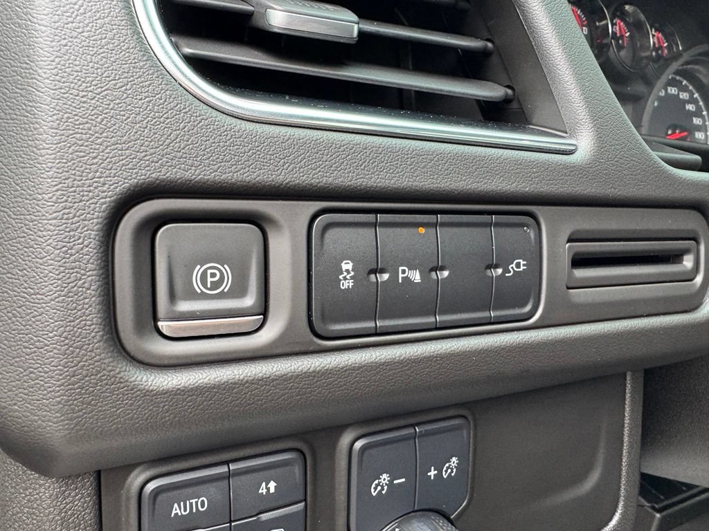 Certified 2021 Chevrolet Tahoe RST AWD/4WD image 15