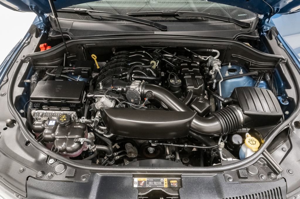 Certified 2024 Dodge Durango SXT w/ SXT Blacktop Group image 3