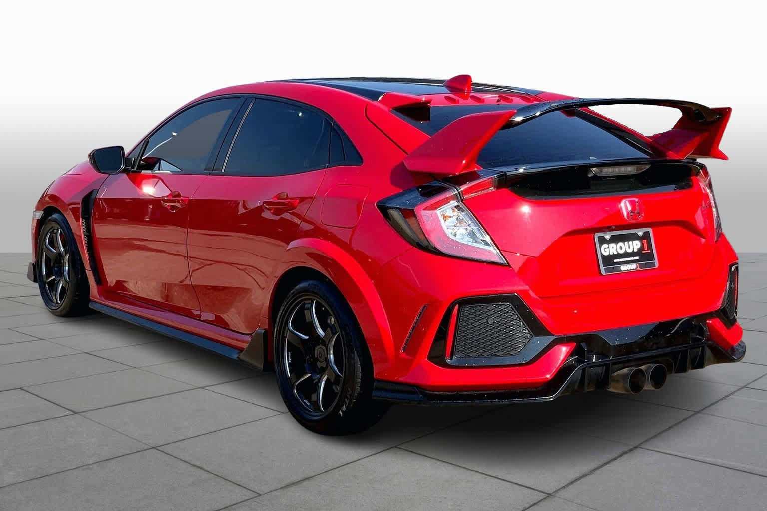 Used 2019 Honda Civic Type R image 11