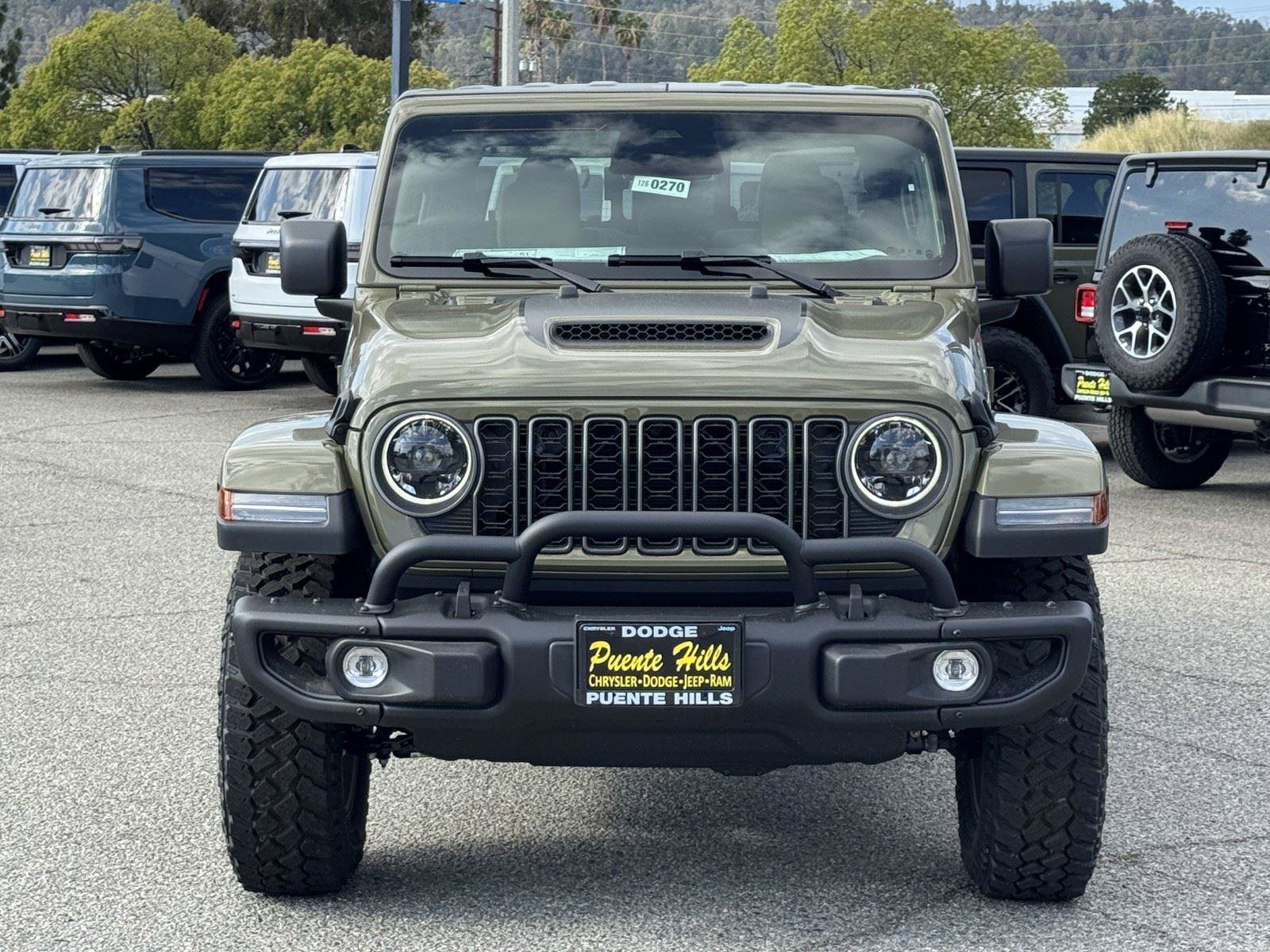 New 2026 Jeep Gladiator Willys AWD/4WD image 2