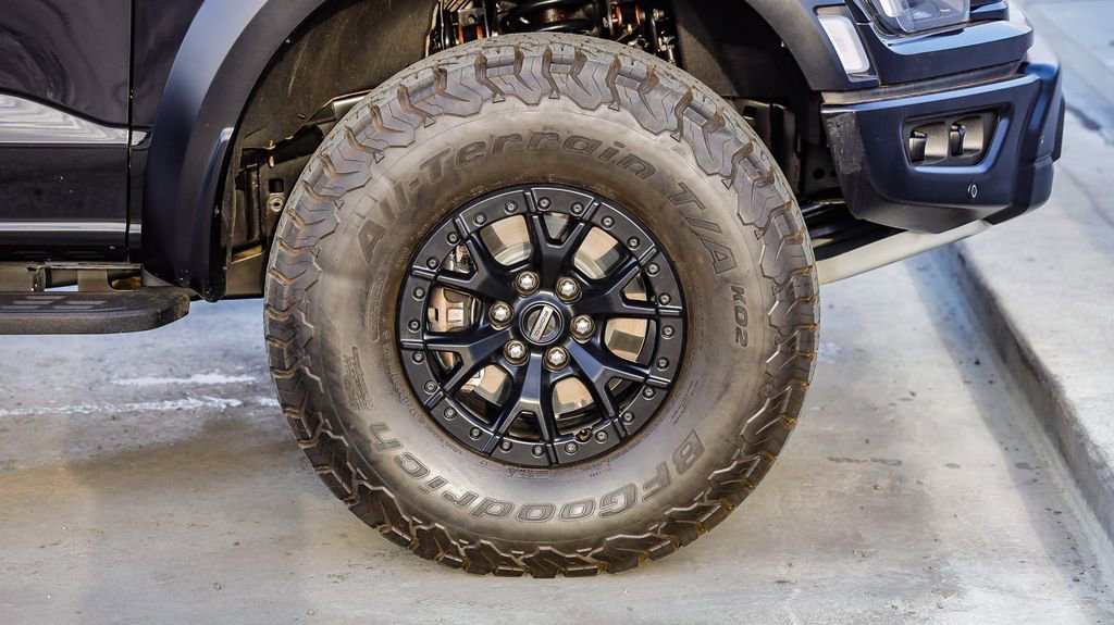 Used 2023 Ford F150 Raptor w/ Equipment Group 802A Raptor R AWD/4WD image 11
