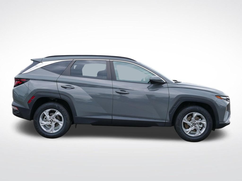 Used 2024 Hyundai Tucson SEL AWD/4WD image 2