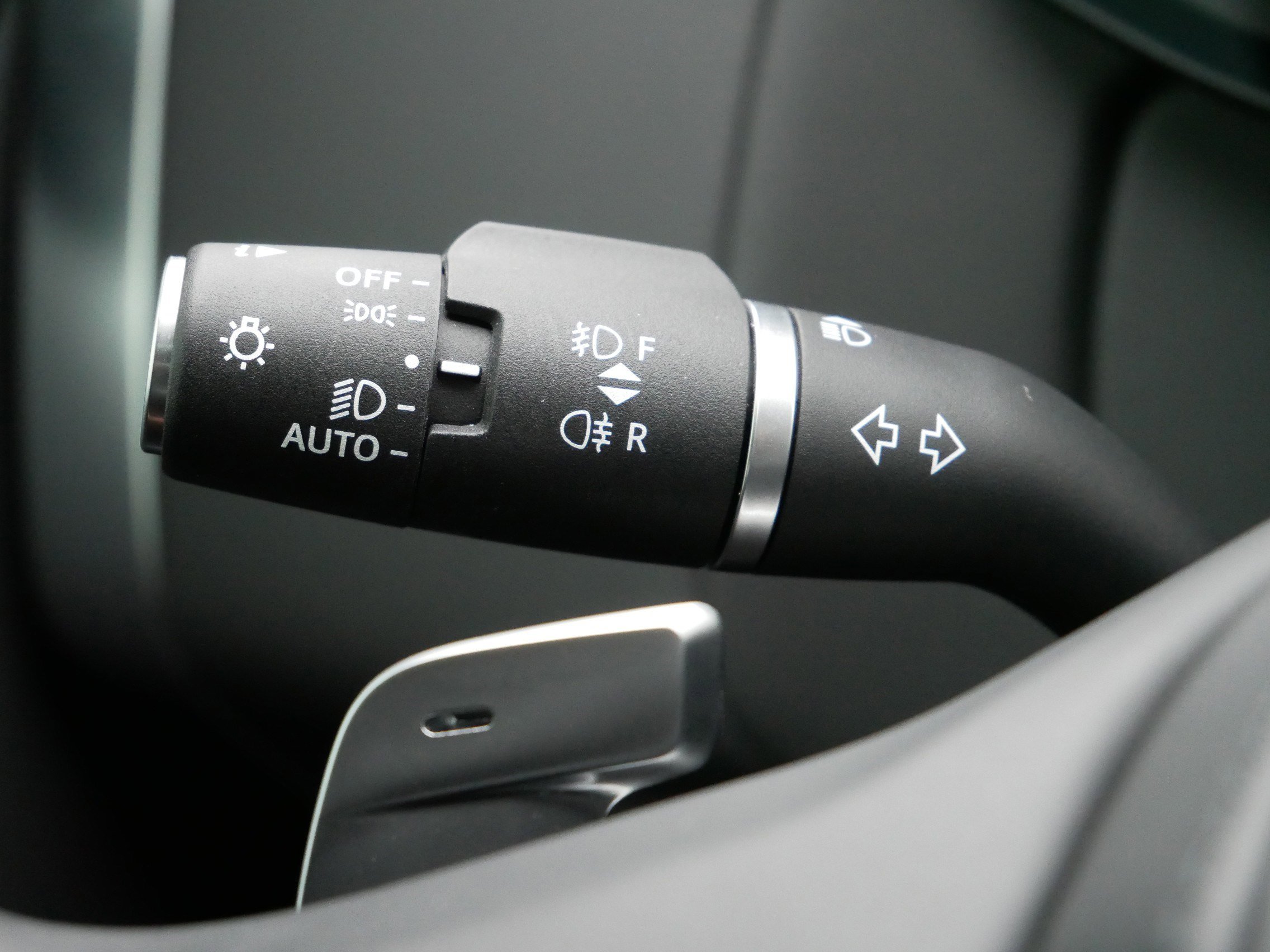 Used 2023 Land Rover Range Rover Autobiography image 25