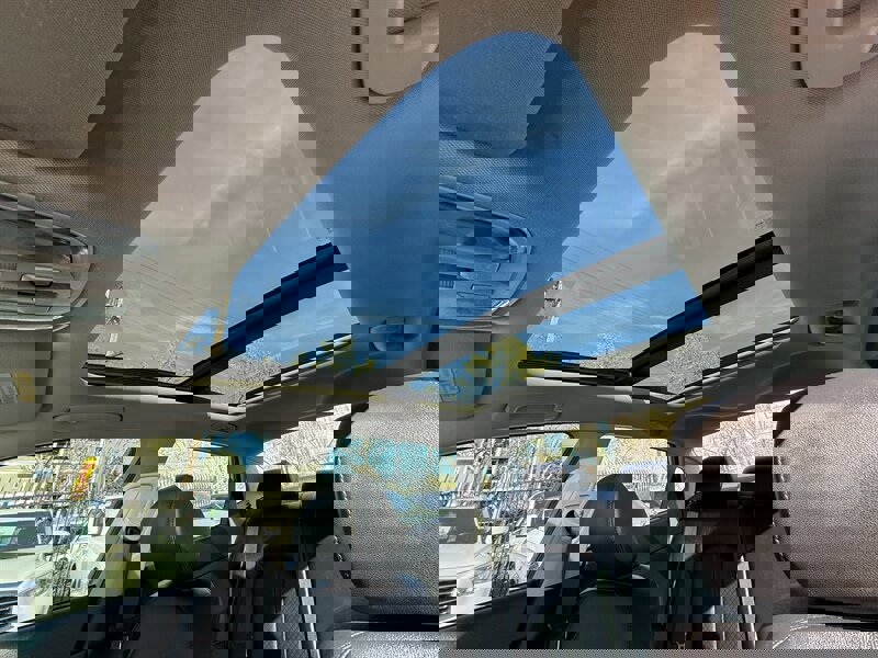 Used 2016 Kia Optima EX w/ Premium Package image 22