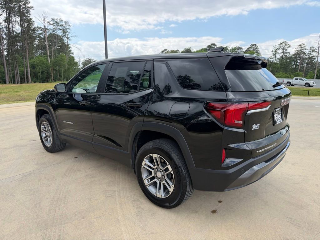 Used 2025 GMC Terrain Elevation AWD/4WD image 3