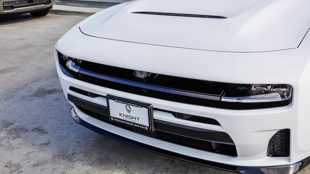 New 2026 Dodge Charger R/T w/ Blacktop Package AWD/4WD image 6