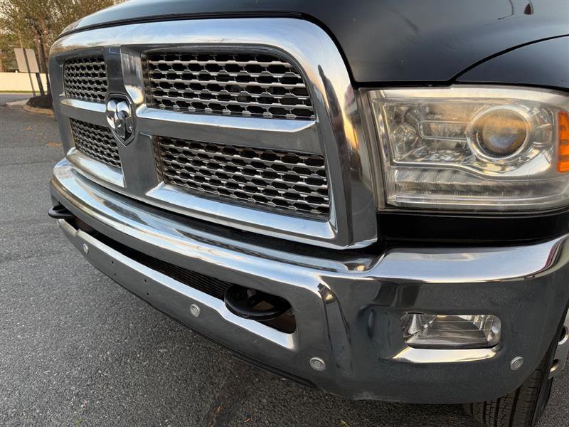 Used 2018 RAM 3500 Laramie image 11