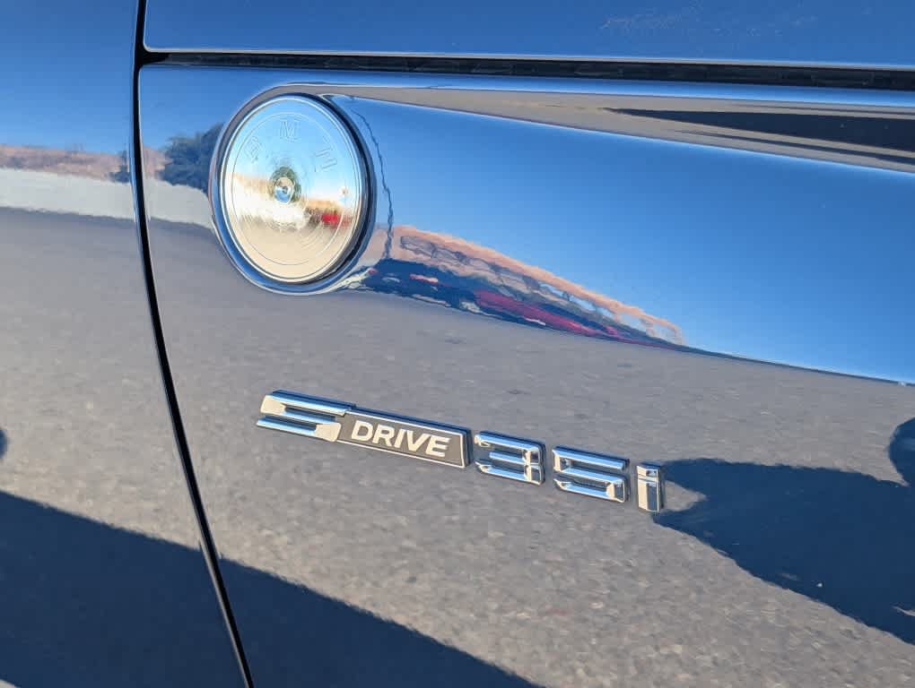 Used 2013 BMW Z4 sDrive35i RWD image 9