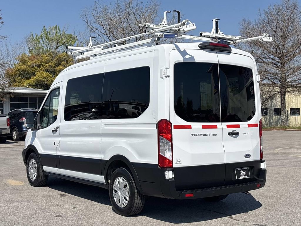 Used 2019 Ford Transit 150 XLT image 3