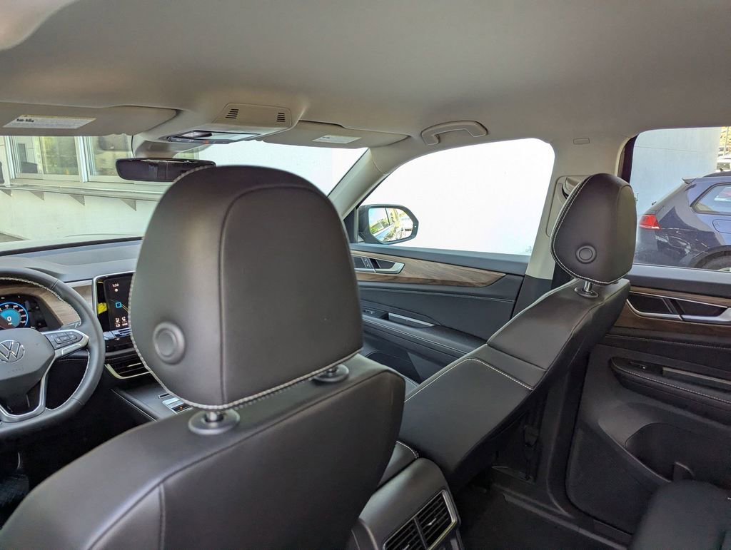 New 2026 Volkswagen Atlas SE image 16