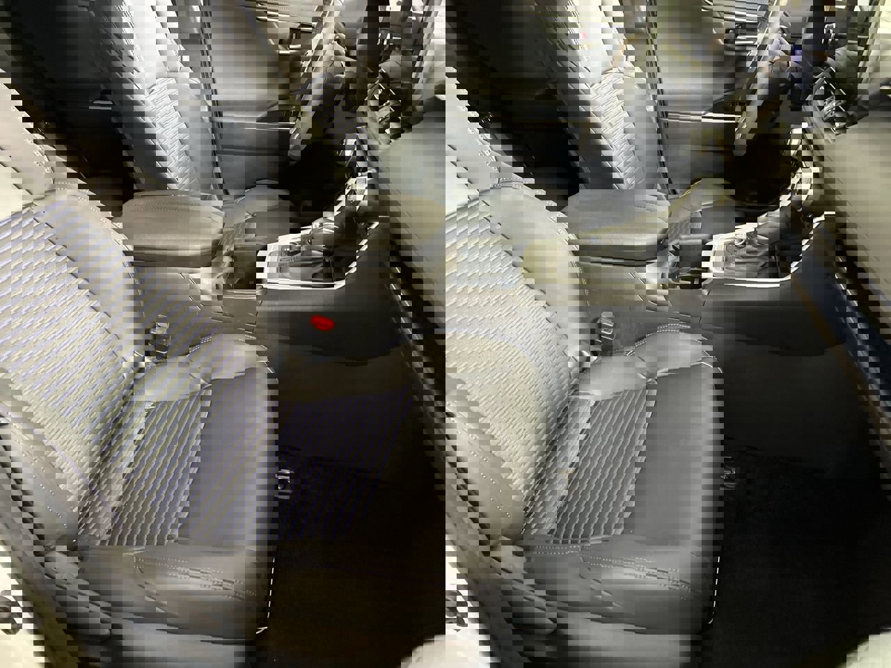 Used 2025 Toyota RAV4 XSE image 26