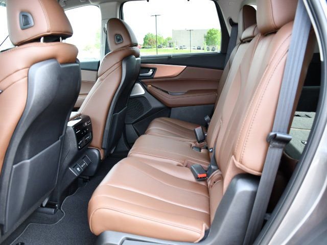Certified 2026 Acura MDX w/ Technology Package image 16