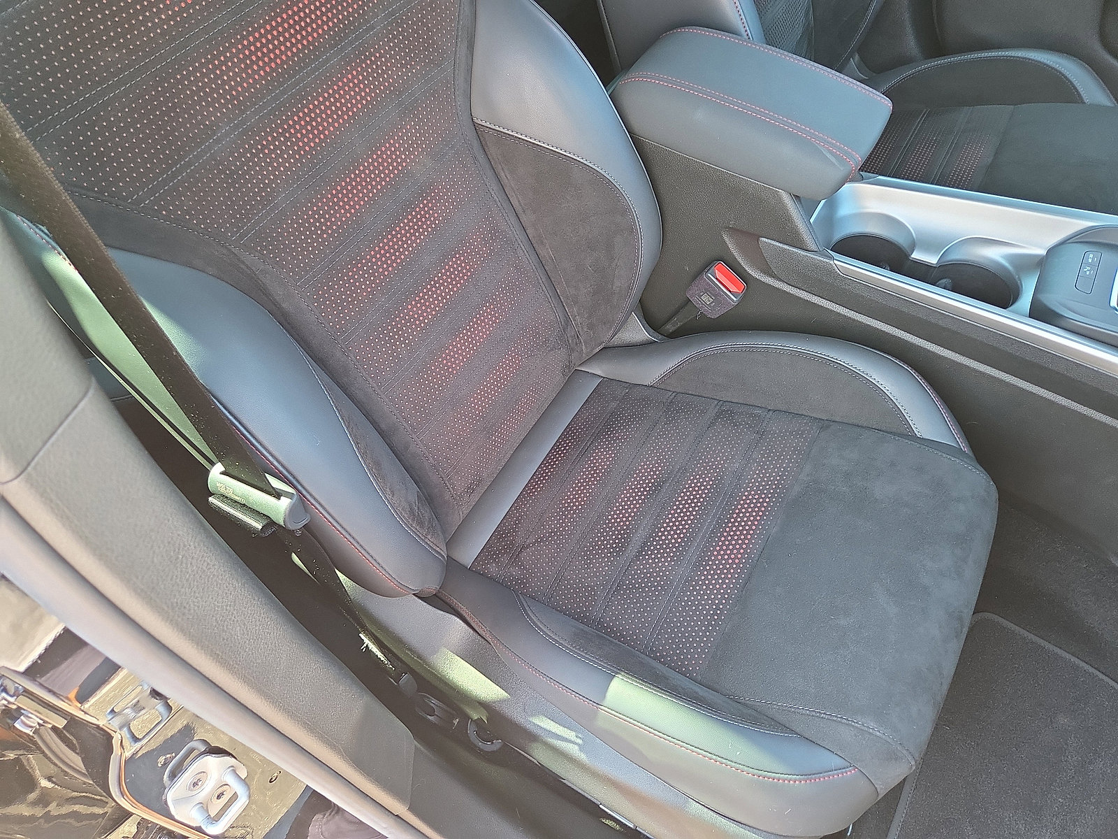 Used 2024 Dodge Hornet R/T AWD/4WD image 16