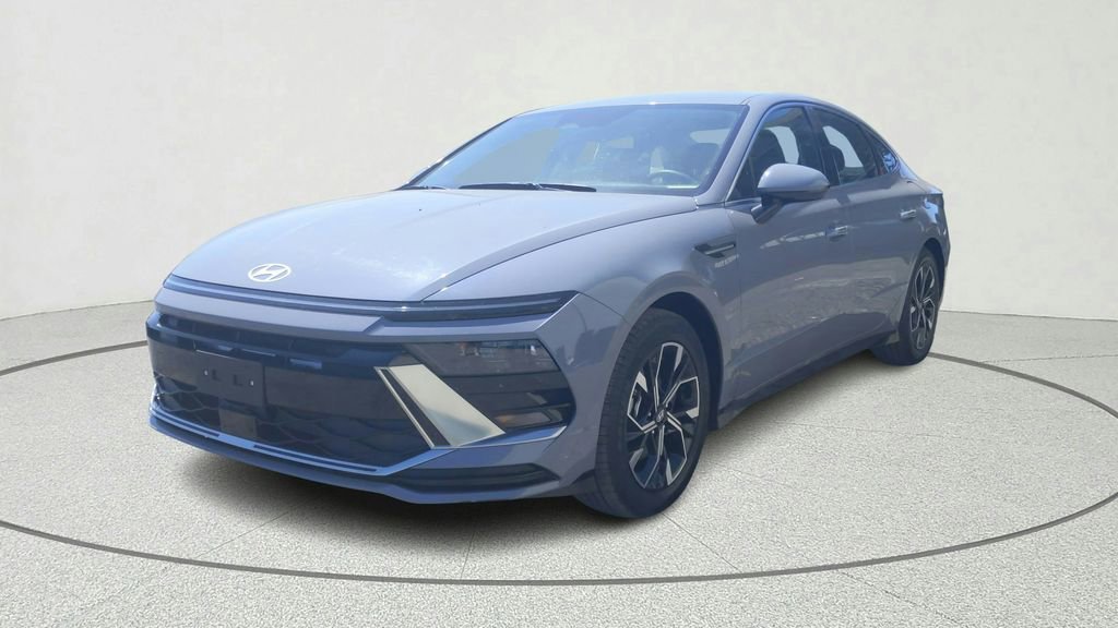 Used 2025 Hyundai Sonata SEL image 3