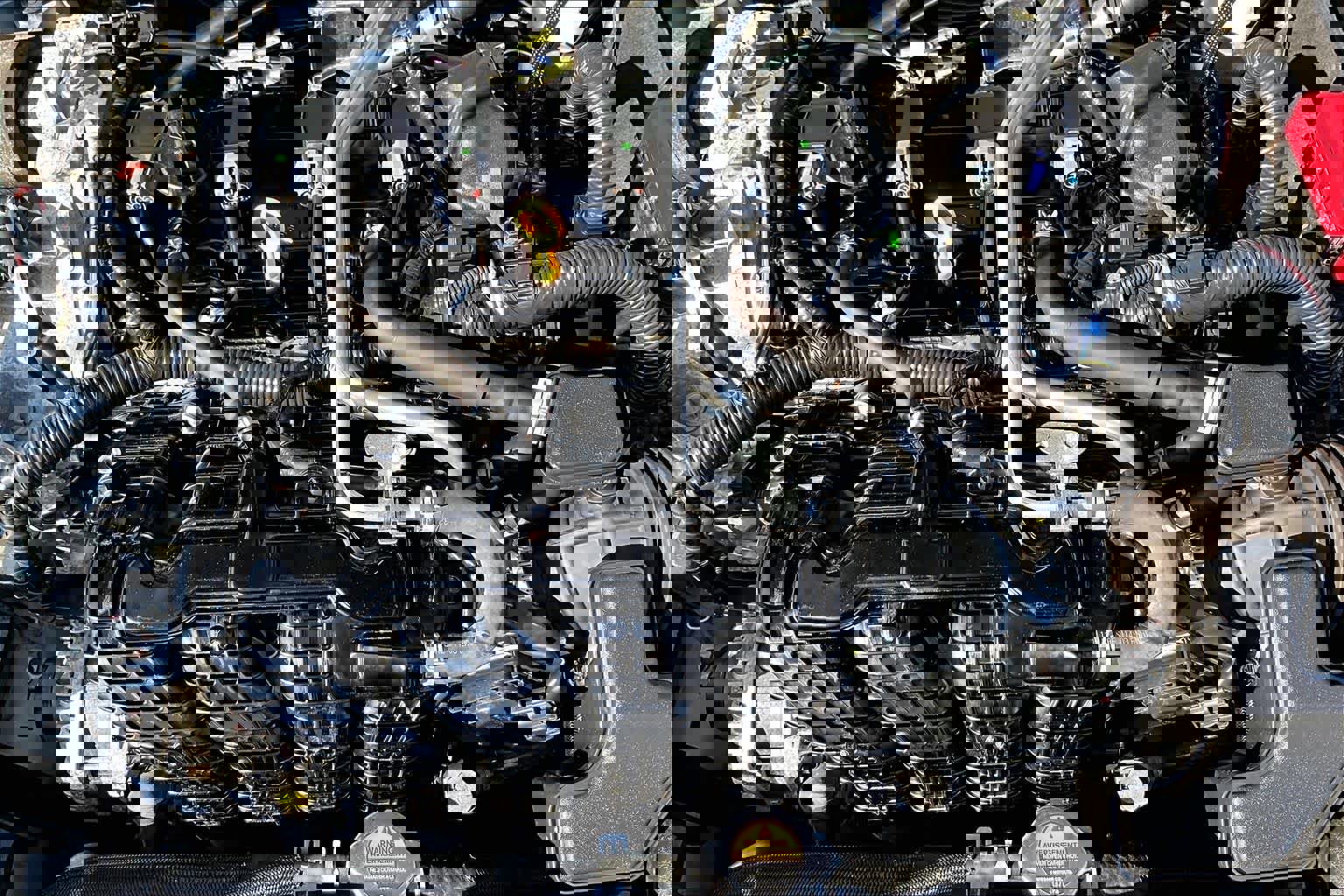 Used 2025 Nissan Altima 2.5 SR image 32