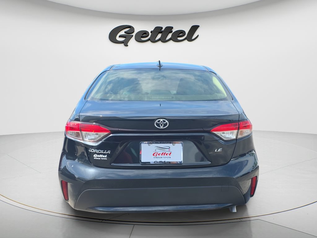 Used 2022 Toyota Corolla LE FWD image 6