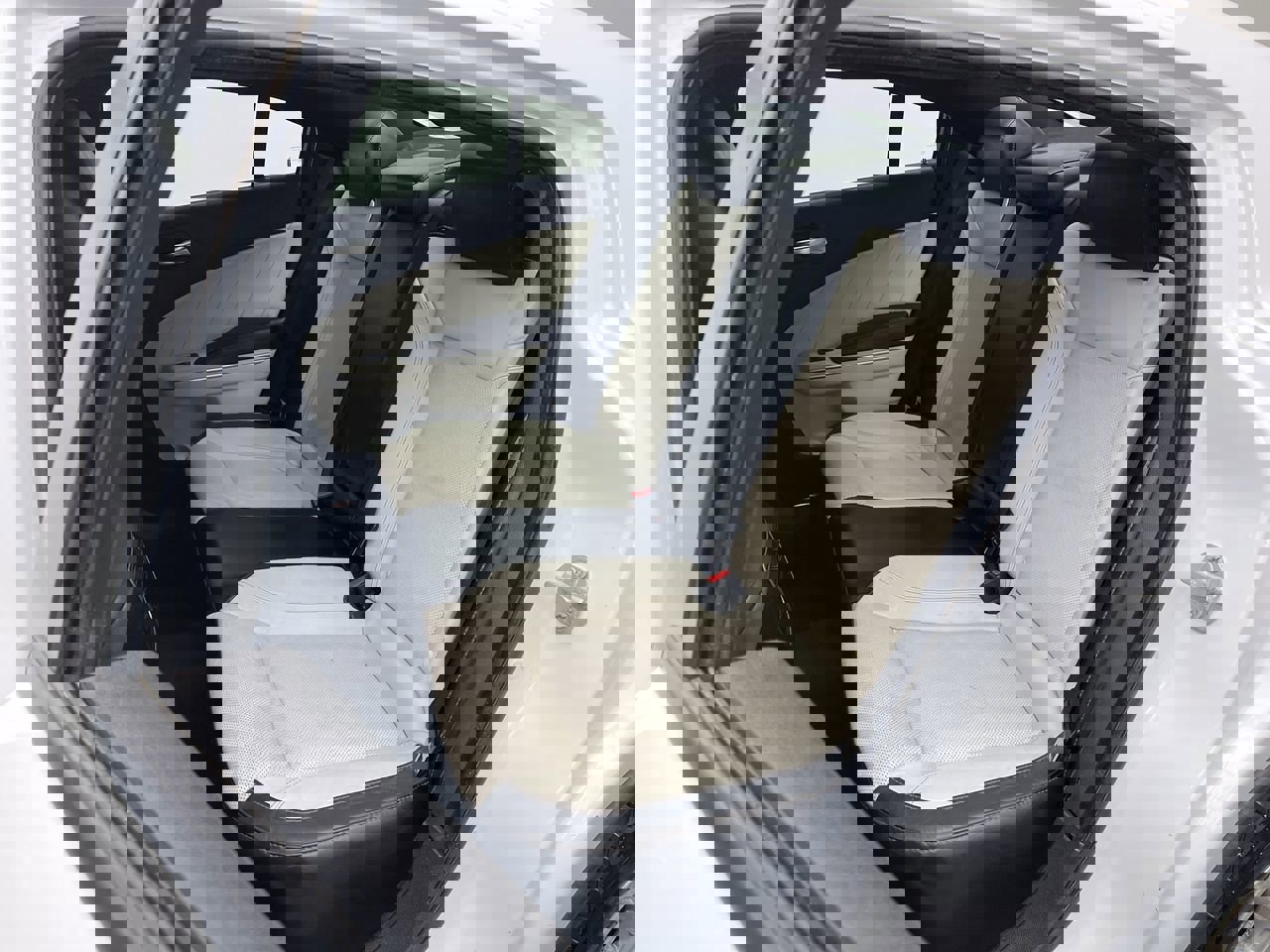 Used 2015 Dodge Charger SXT w/ AWD Plus Group image 11