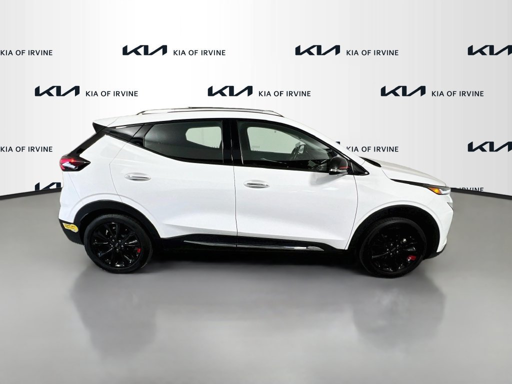 Used 2023 Chevrolet Bolt EUV Premier w/ Sun & Sound Package FWD image 8
