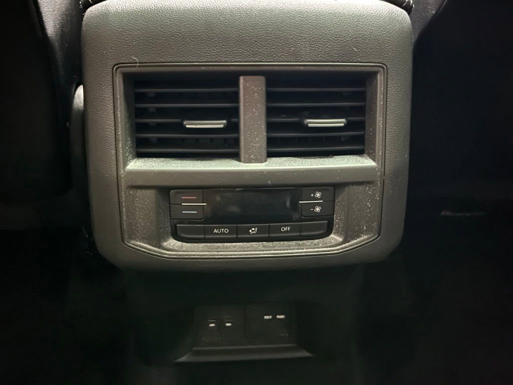 Used 2022 Volkswagen Atlas SE image 25