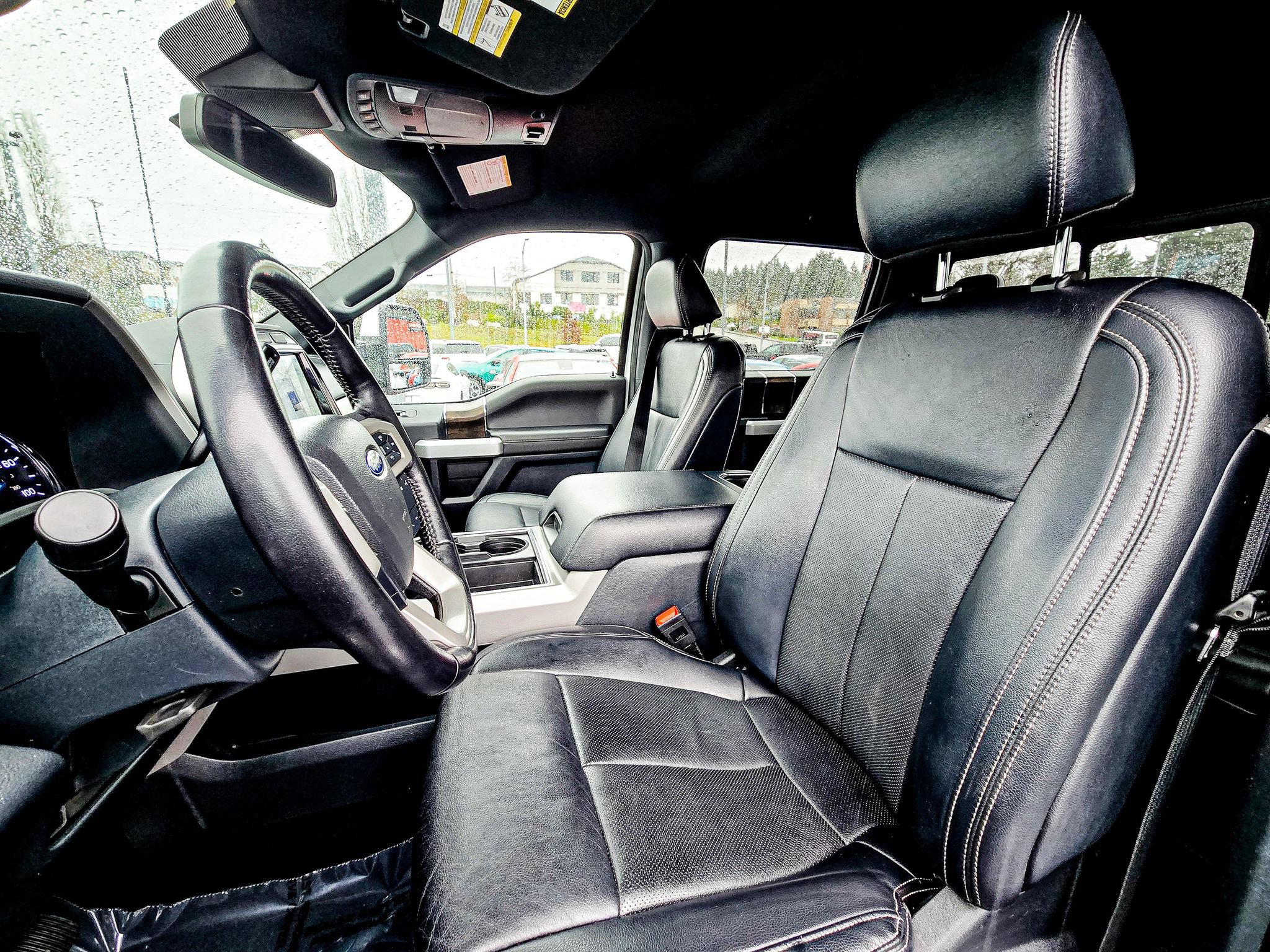 Used 2022 Ford F250 Lariat w/ Lariat Value Package AWD/4WD image 10