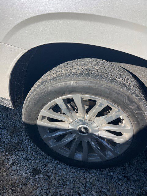 Certified 2024 Cadillac Escalade Premium Luxury image 5