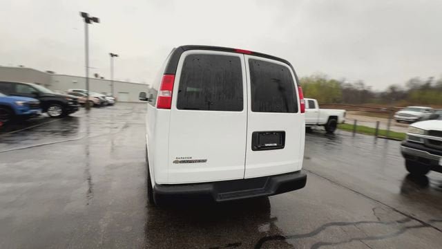 New 2026 Chevrolet Express 3500 LS RWD image 7