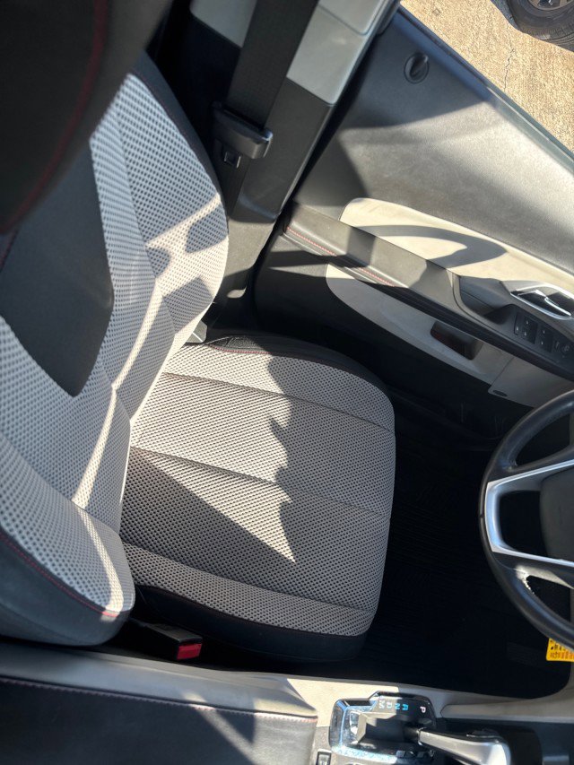 Used 2012 Chevrolet Equinox LT w/ Driver Convenience Package image 10