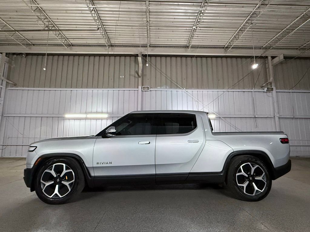 Used 2022 Rivian R1T Adventure image 14