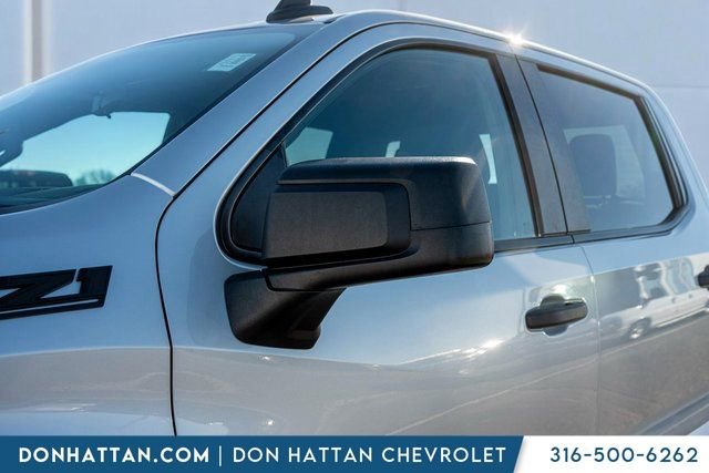 Used 2021 Chevrolet Silverado 1500 Custom Trail Boss w/ LPO, Dark Essentials Package image 24