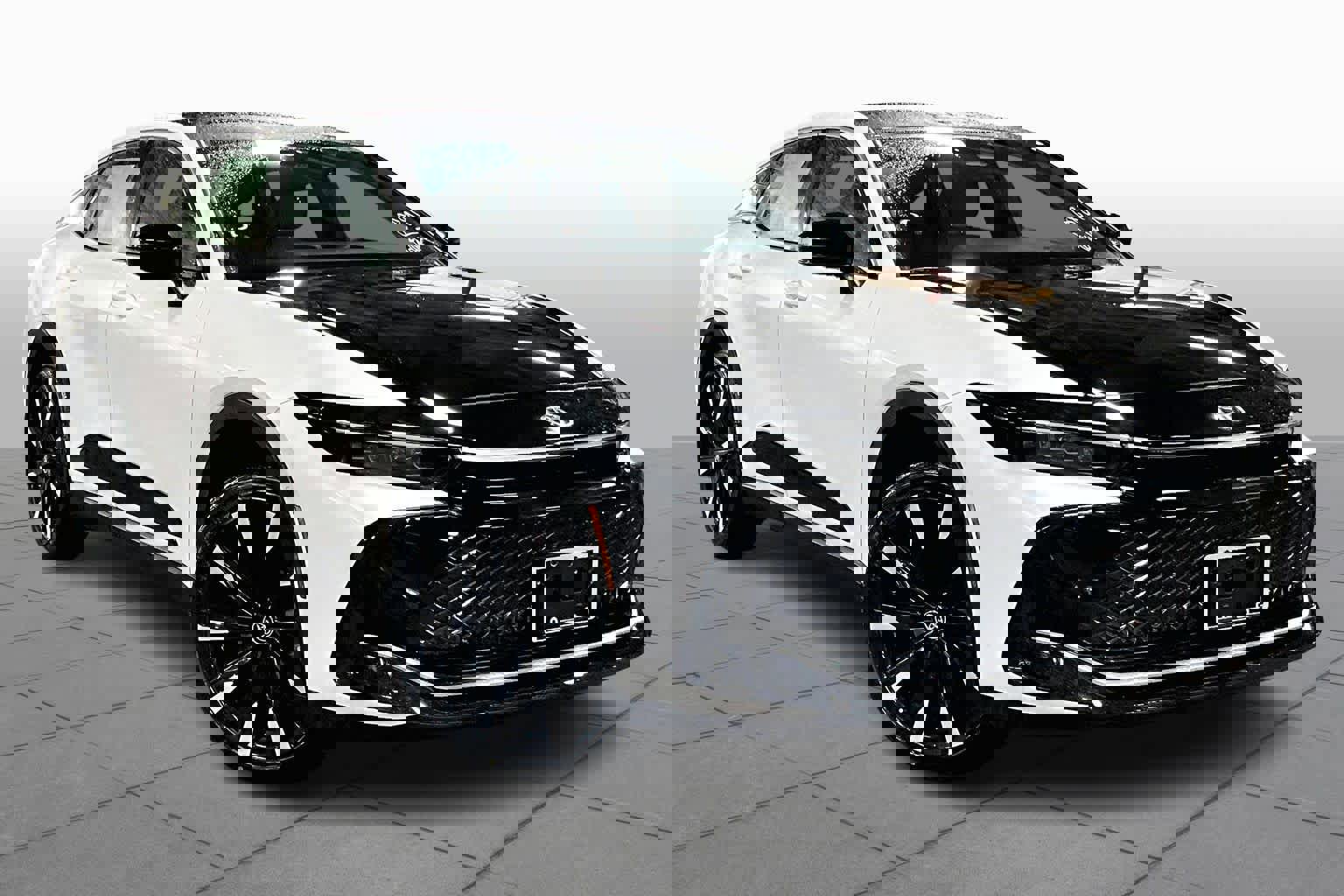 New 2026 Toyota Crown Platinum image 2