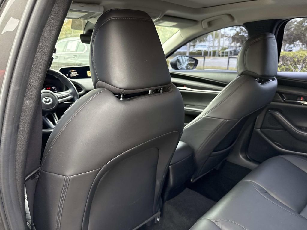Used 2021 MAZDA MAZDA3 s image 14