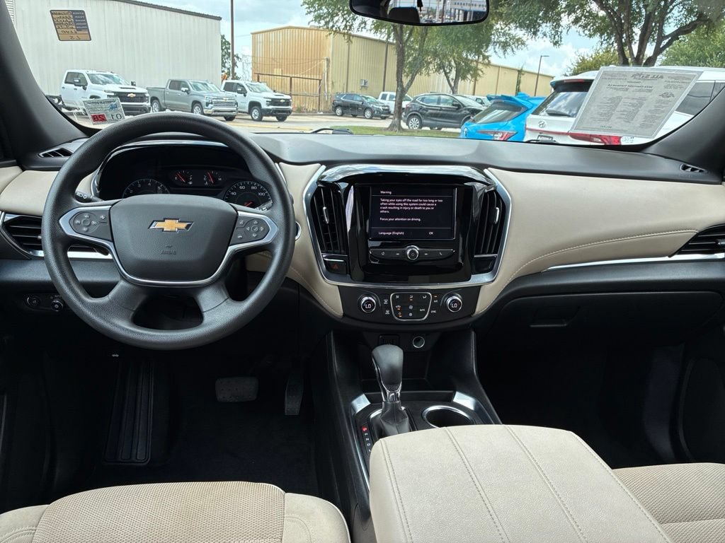 Used 2022 Chevrolet Traverse LS FWD image 15