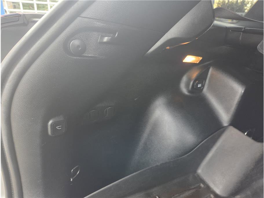 Used 2019 Jeep Cherokee Trailhawk image 31