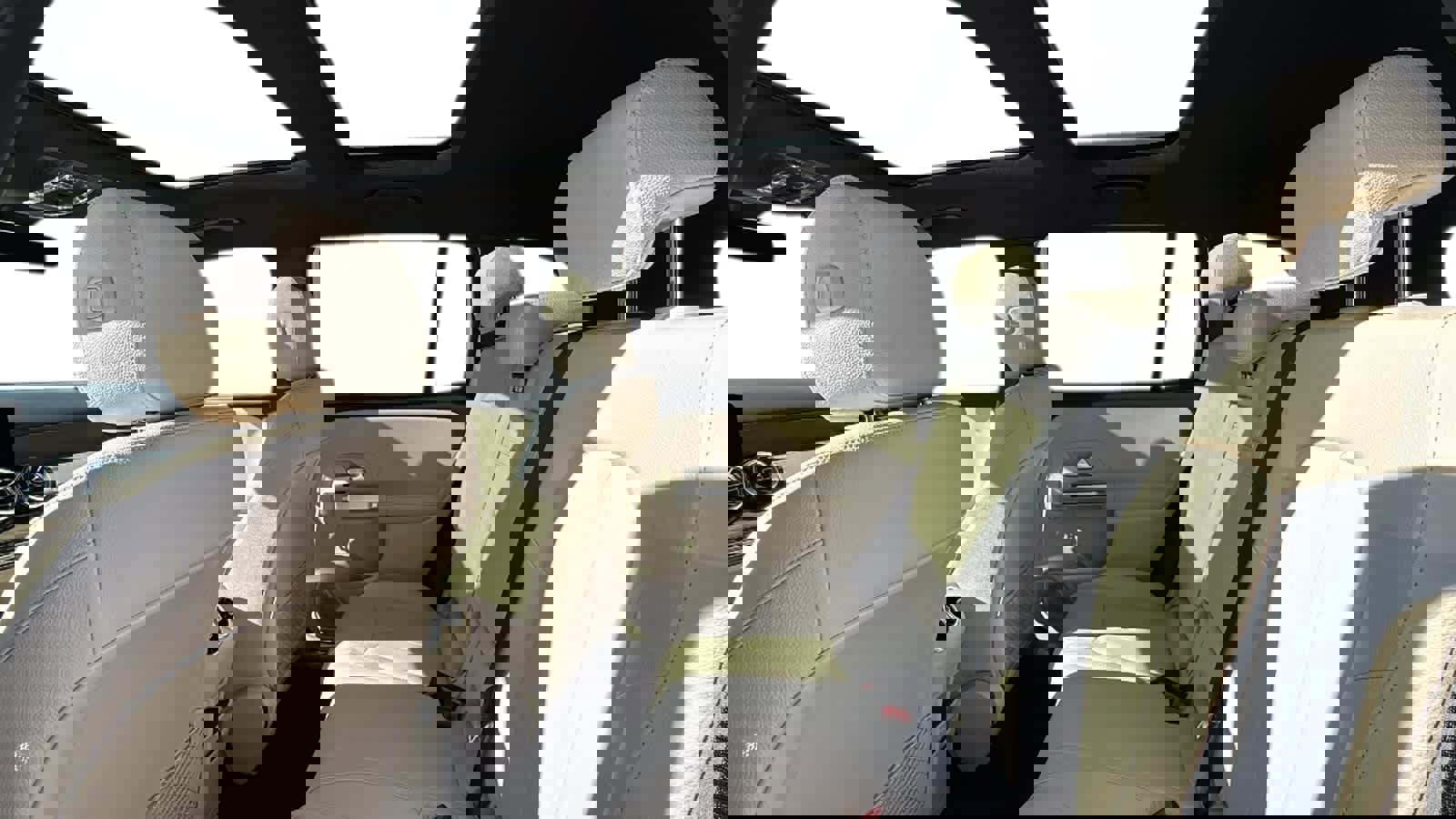 Certified 2025 Mercedes-Benz GLB 250 4MATIC image 7