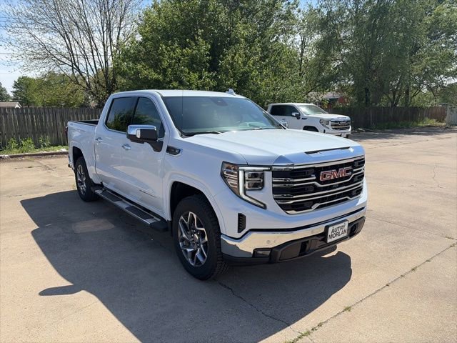 New 2026 GMC Sierra 1500 SLT AWD/4WD image 8