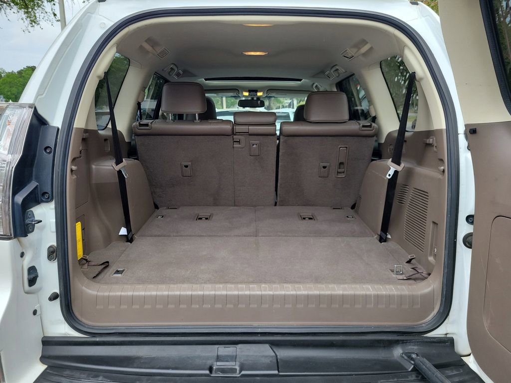 Used 2018 Lexus GX 460 Premium w/ Premium Package AWD/4WD image 9