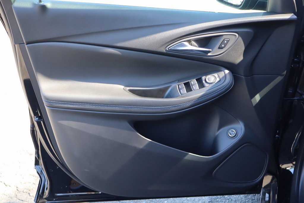 New 2026 Buick Encore GX Sport Touring w/ Comfort Package image 9