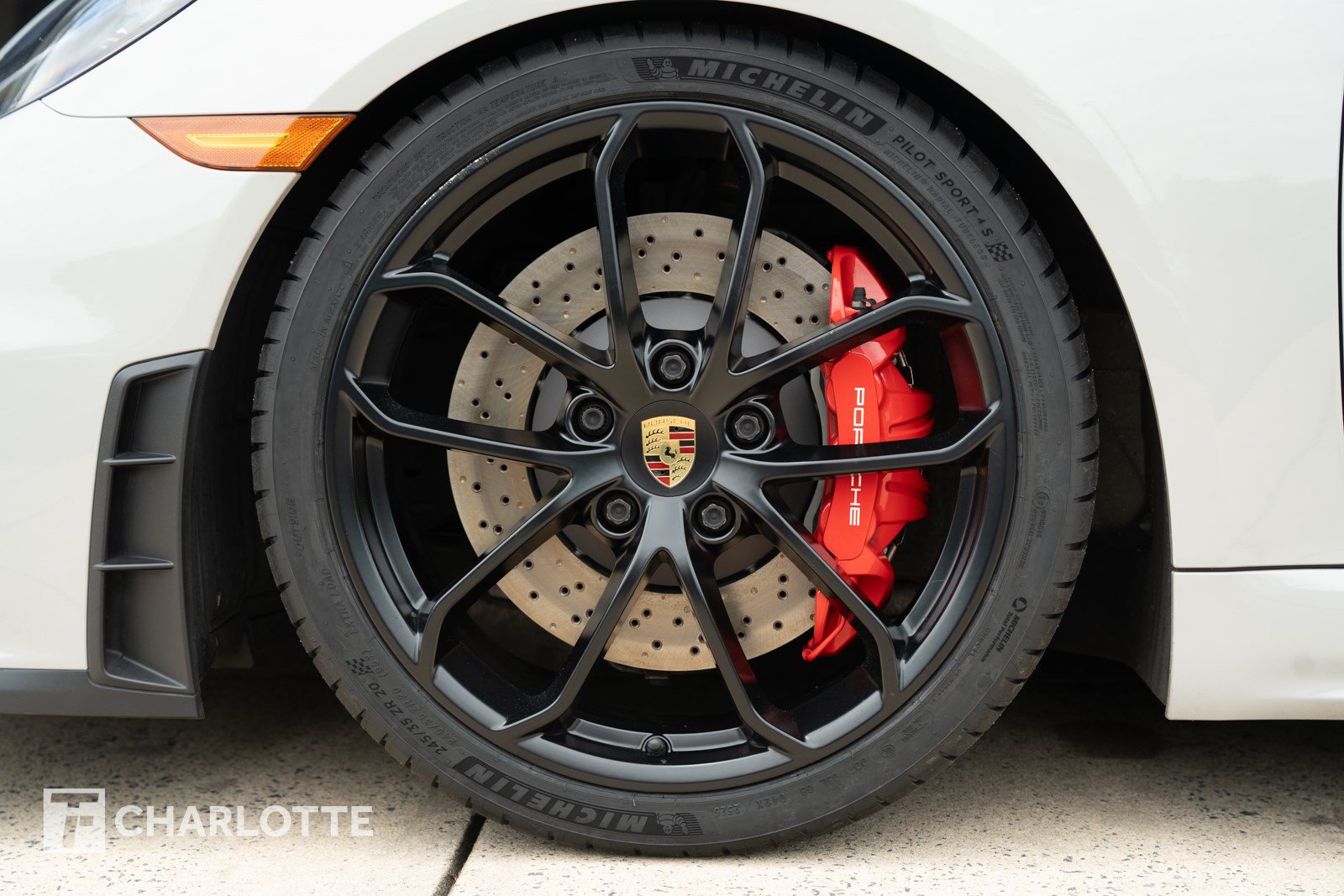 Used 2021 Porsche 718 Boxster Spyder RWD image 13