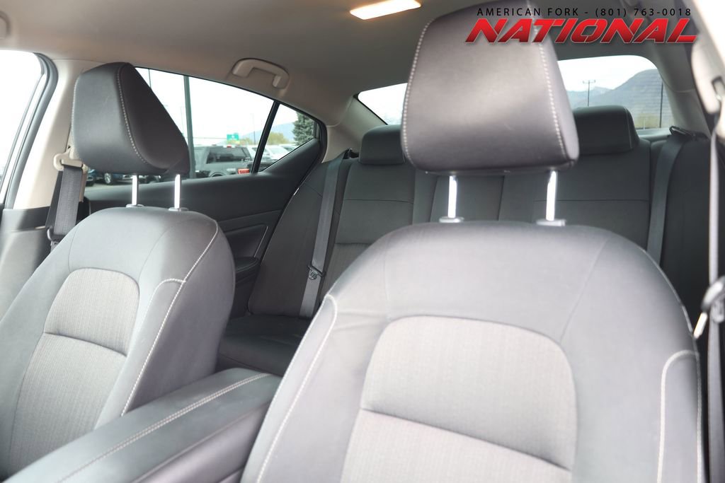 Used 2022 Nissan Altima 2.5 SV AWD/4WD image 16