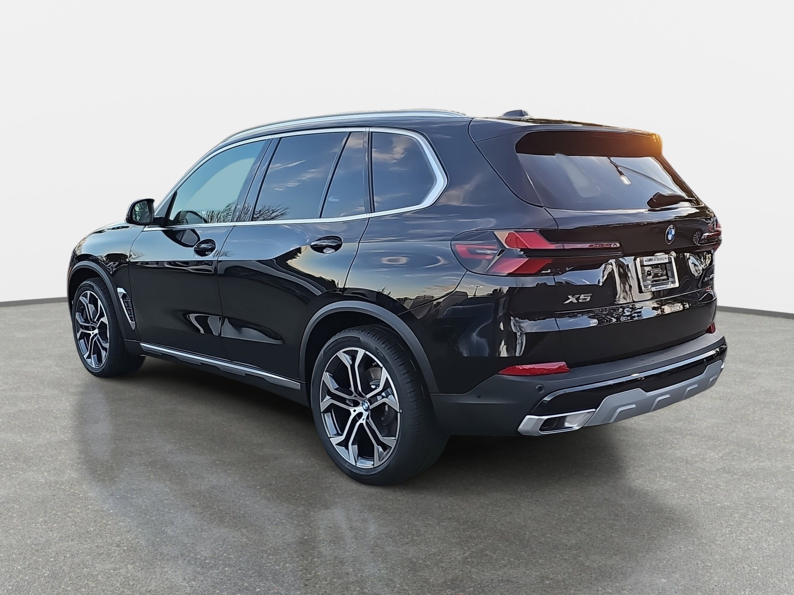 New 2026 BMW X5 xDrive40i w/ Climate Comfort Package image 7