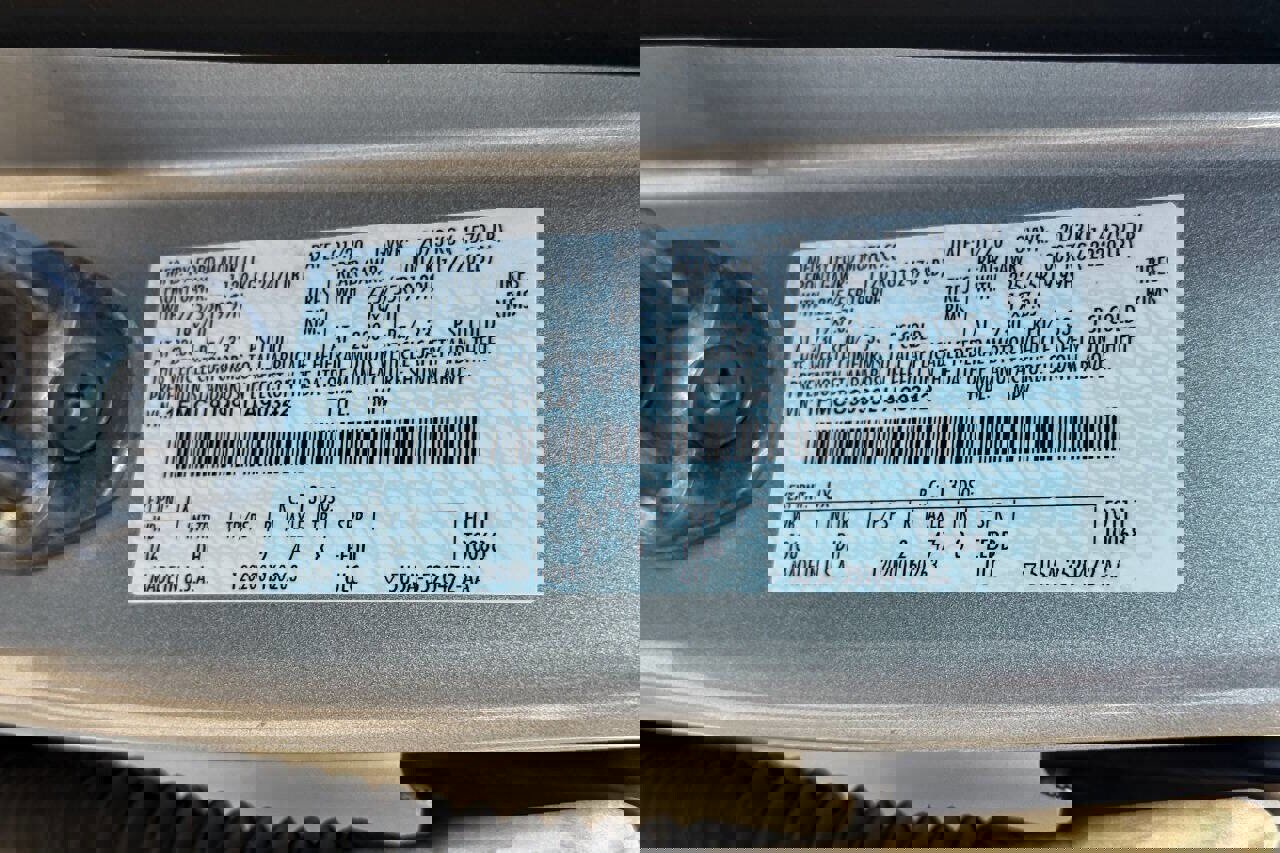 Used 2020 Ford Escape Titanium image 20