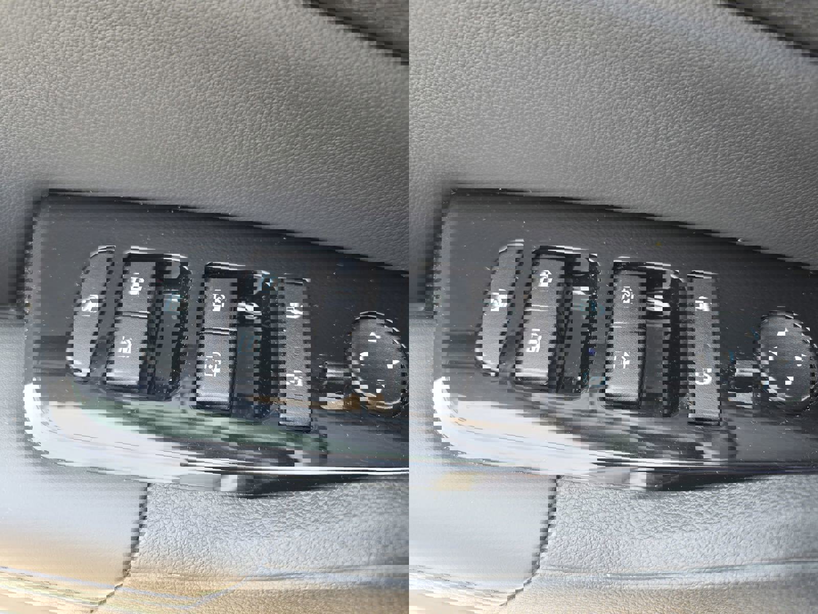 Used 2023 Kia Sportage X-Line w/ X-Line Premium Package image 30