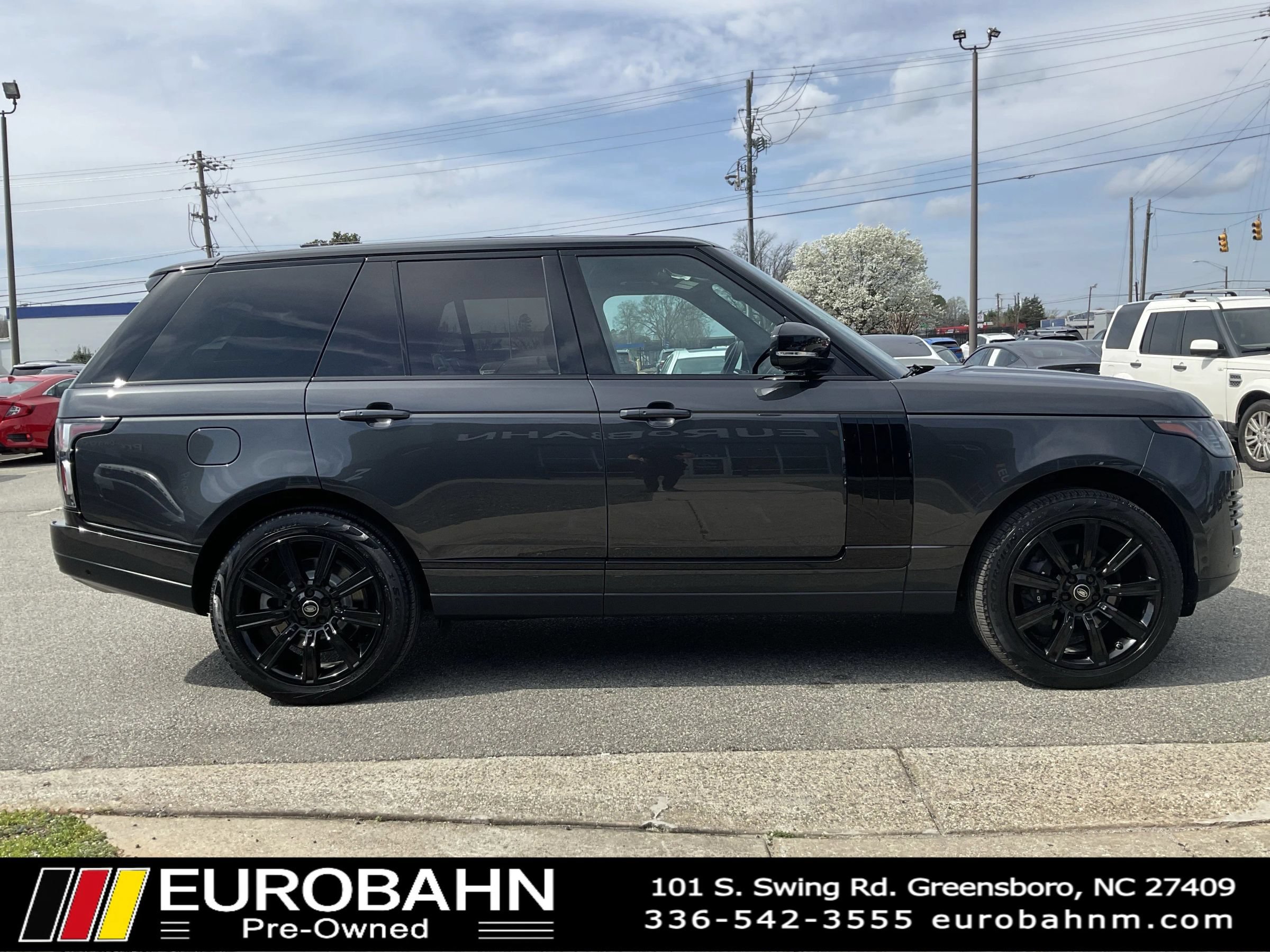 Used 2020 Land Rover Range Rover HSE AWD/4WD image 24