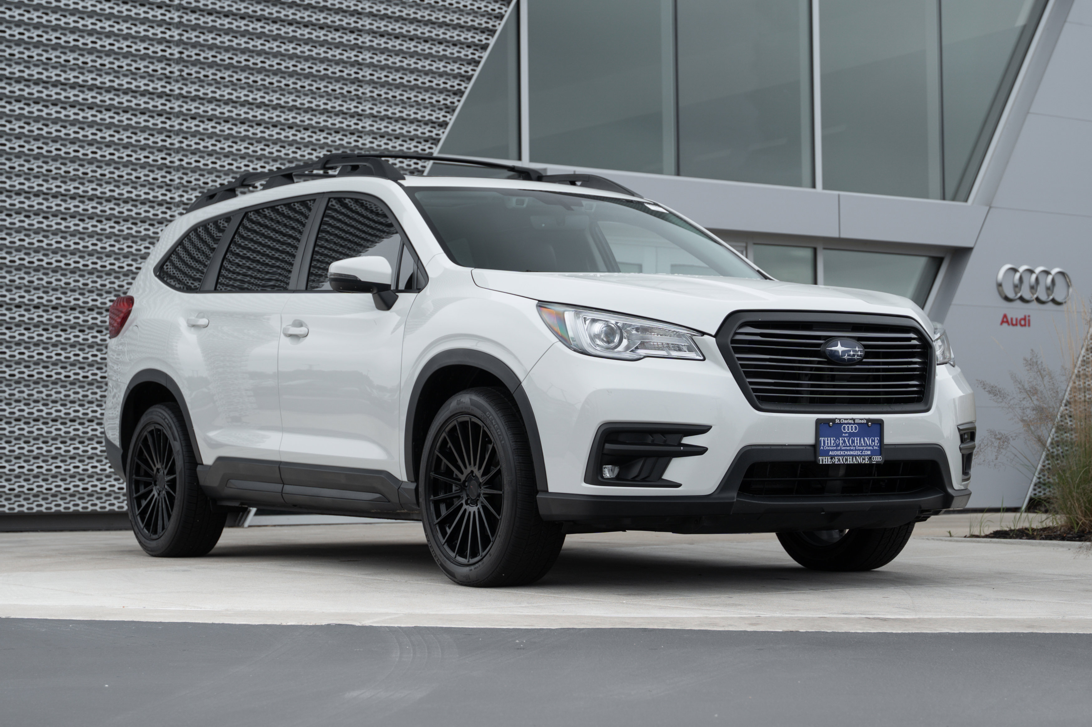 Used 2019 Subaru Ascent Limited w/ Popular Package #3
